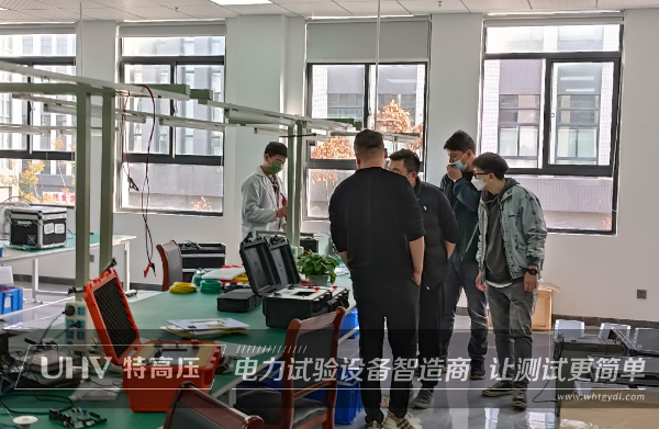 有朋自遠方來!中聯重科股份有限公司來訪特高壓電力(圖2) 有朋自遠方來!中聯重科股份有限公司來訪特高壓電力(圖2)